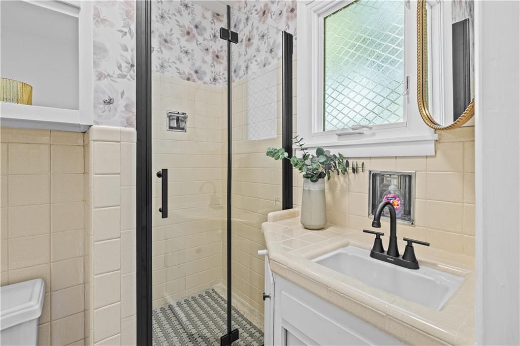9300 Madison Avenue — photo 30
