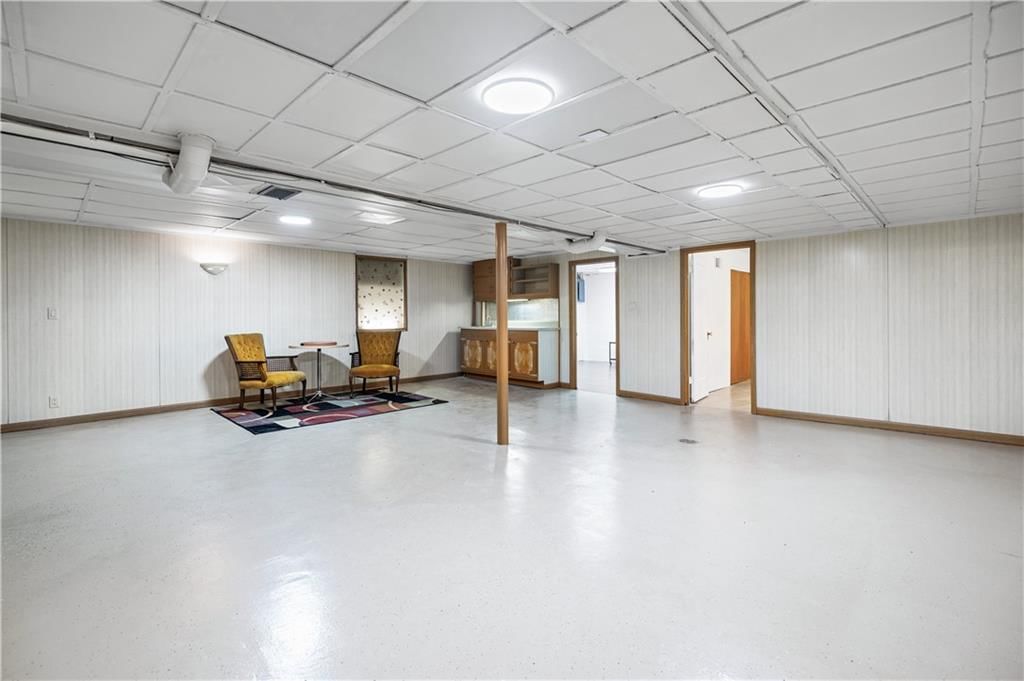 9300 Madison Avenue — photo 45