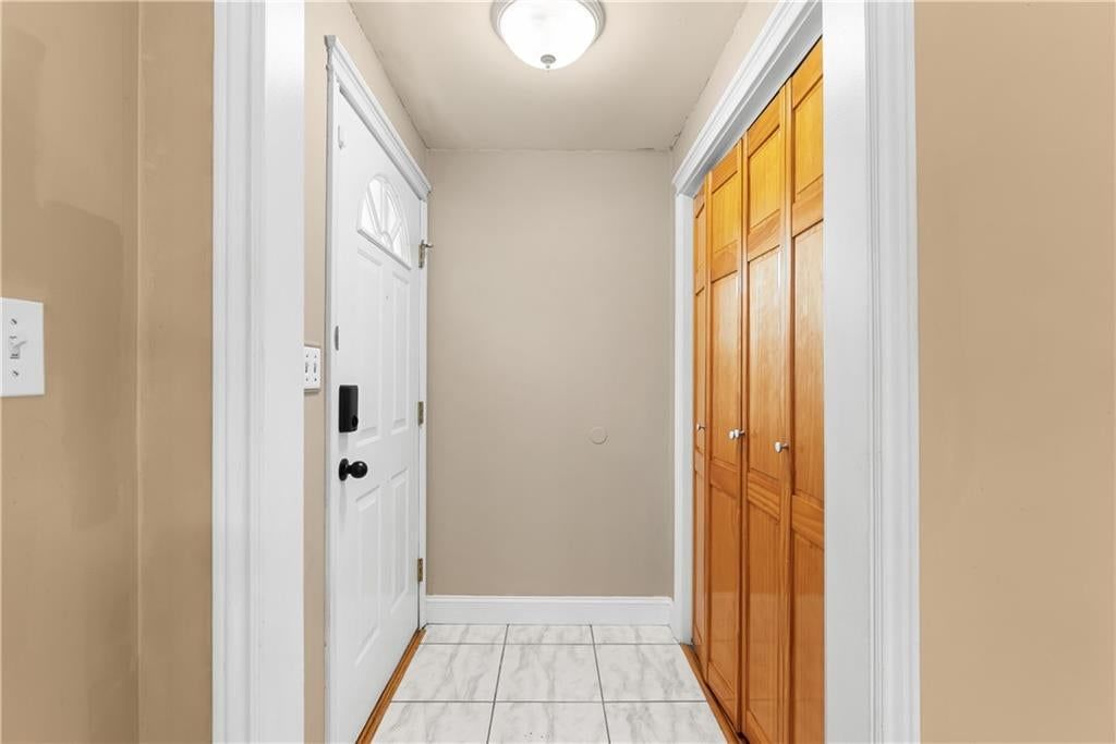 102 Highland Drive — photo 3