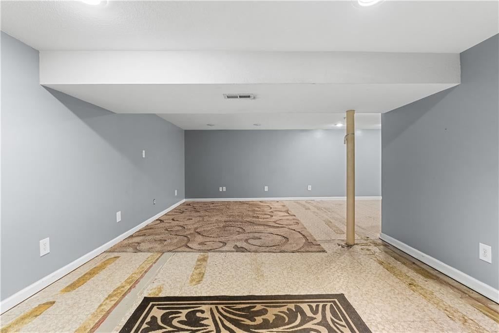 102 Highland Drive — photo 18
