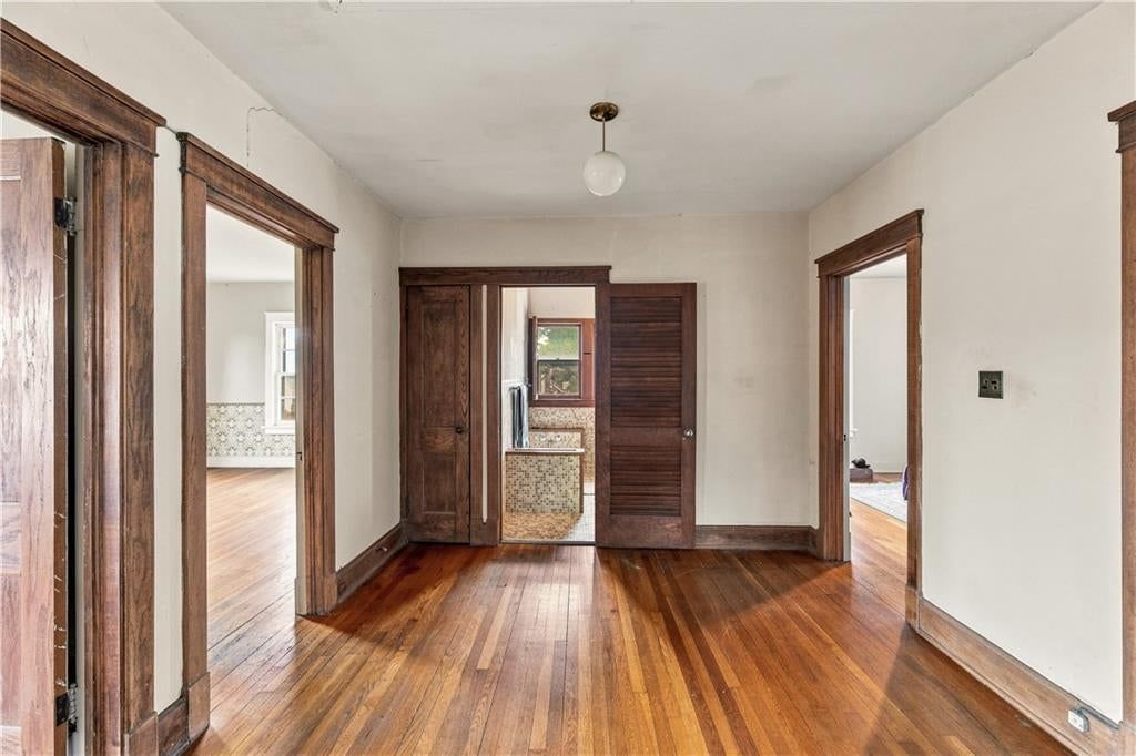 40 E 52nd Street — photo 28