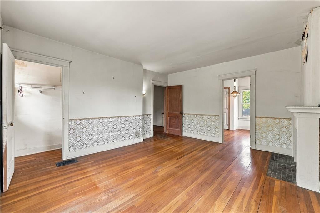 40 E 52nd Street — photo 31