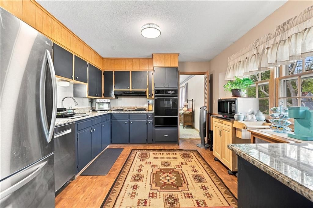 5207 Spring Avenue — photo 4