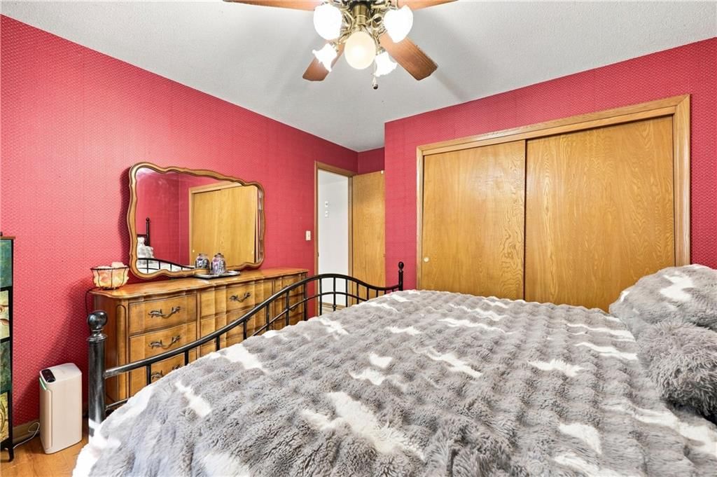 5207 Spring Avenue — photo 13