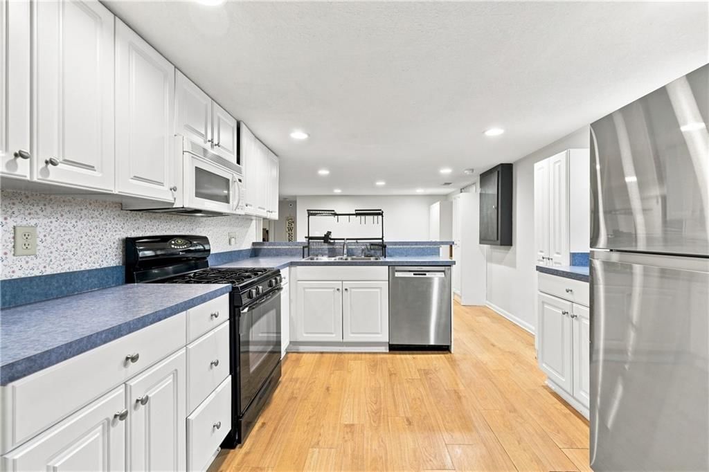 5207 Spring Avenue — photo 19