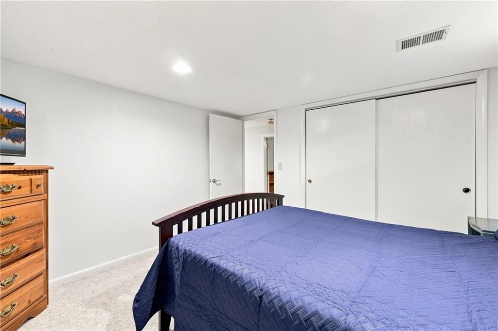 5207 Spring Avenue — photo 23