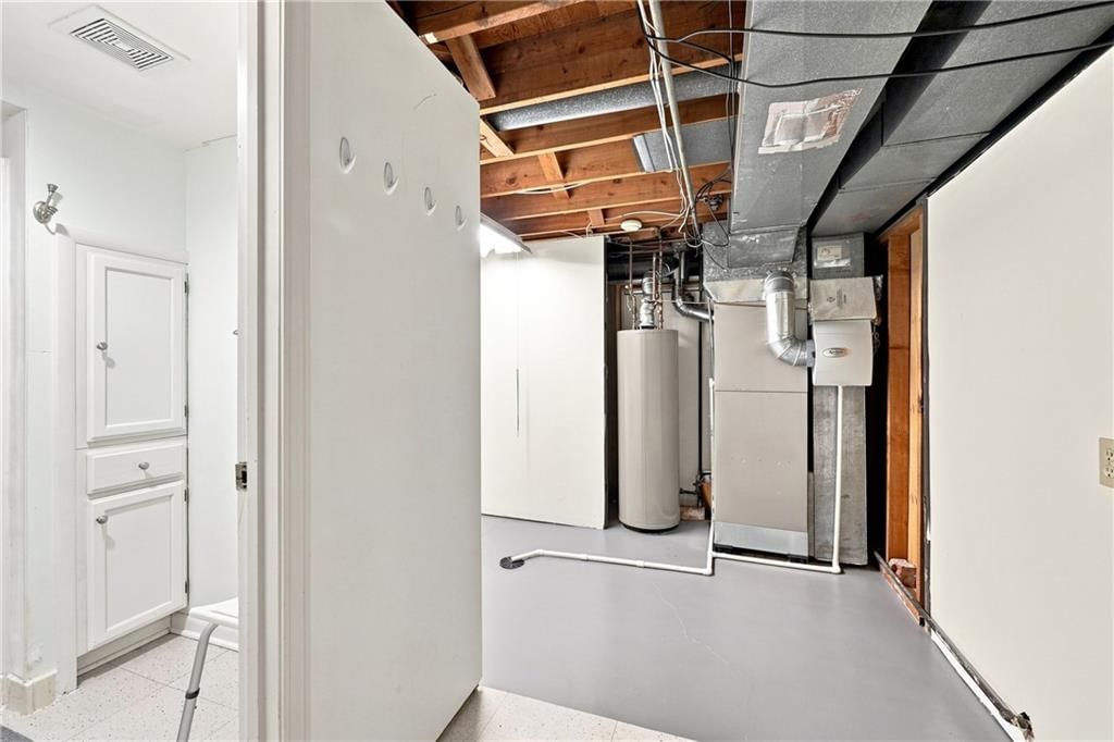 5207 Spring Avenue — photo 29
