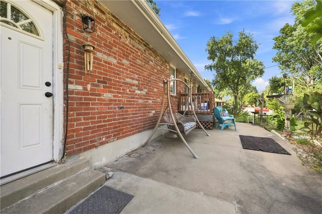 5207 Spring Avenue — photo 31
