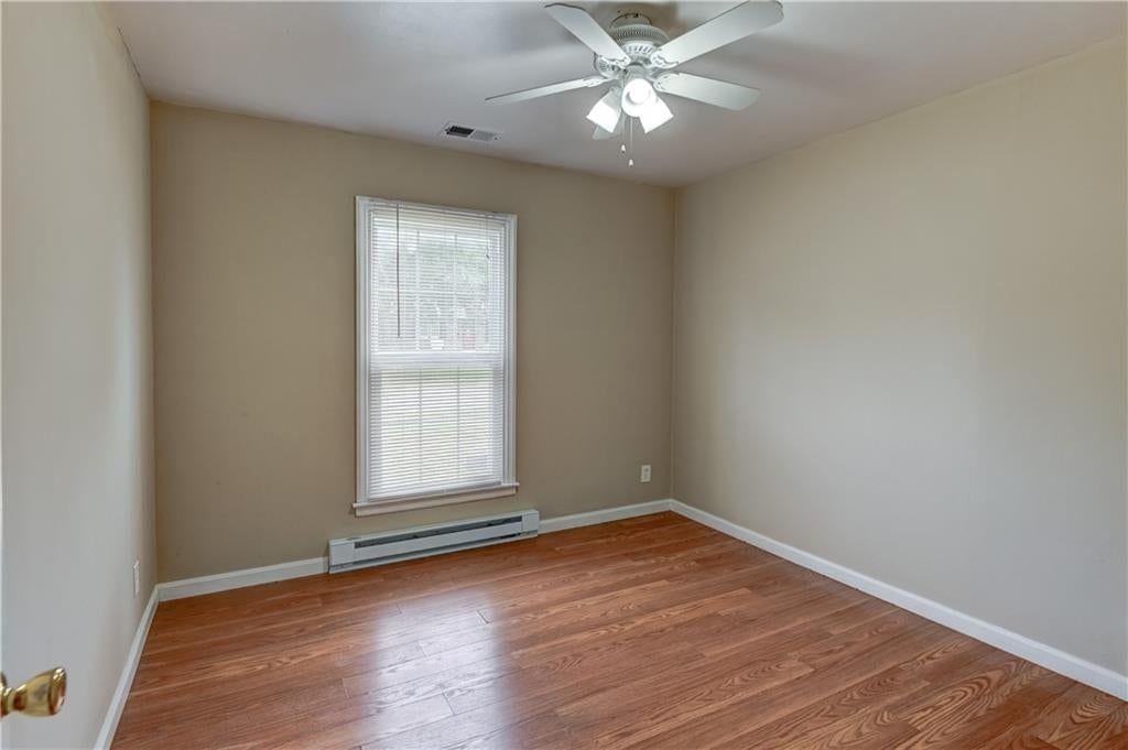 Photo 15 of 52, 218 SW Opal Drive, Lee's Summit, MO 64081