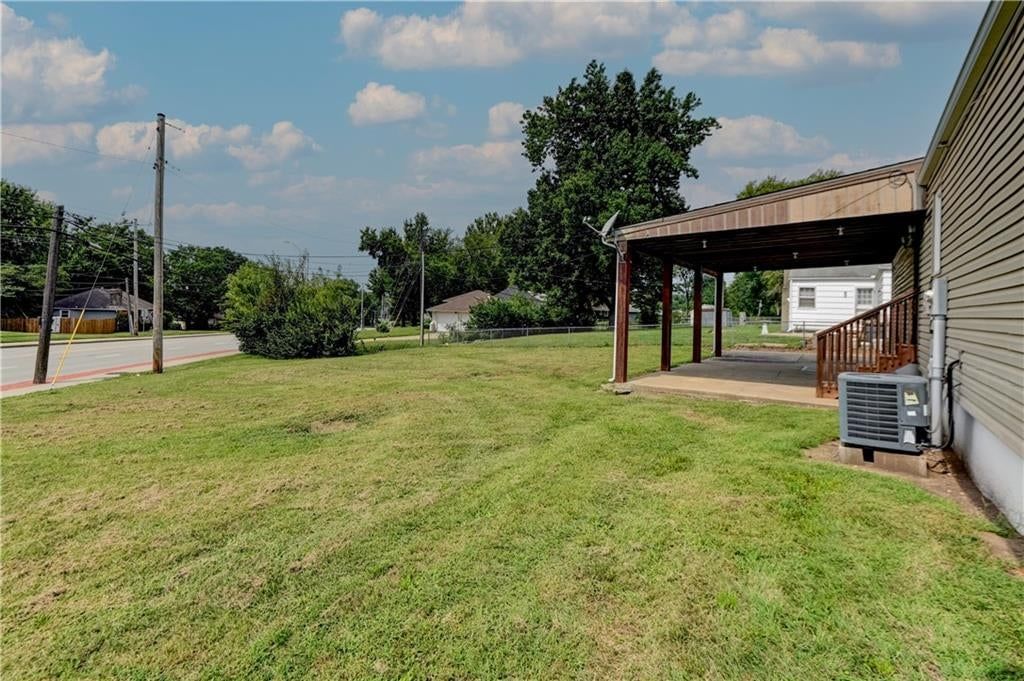 Photo 29 of 52, 218 SW Opal Drive, Lee's Summit, MO 64081