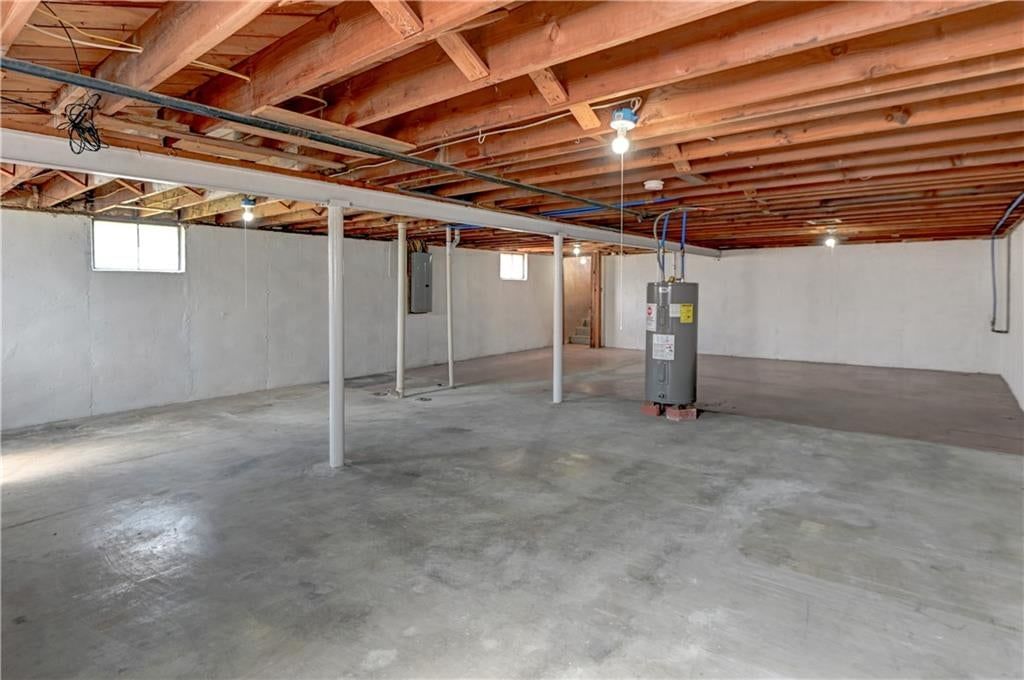 Photo 41 of 52 - 218 SW Opal Drive, Lee's Summit, MO 64081