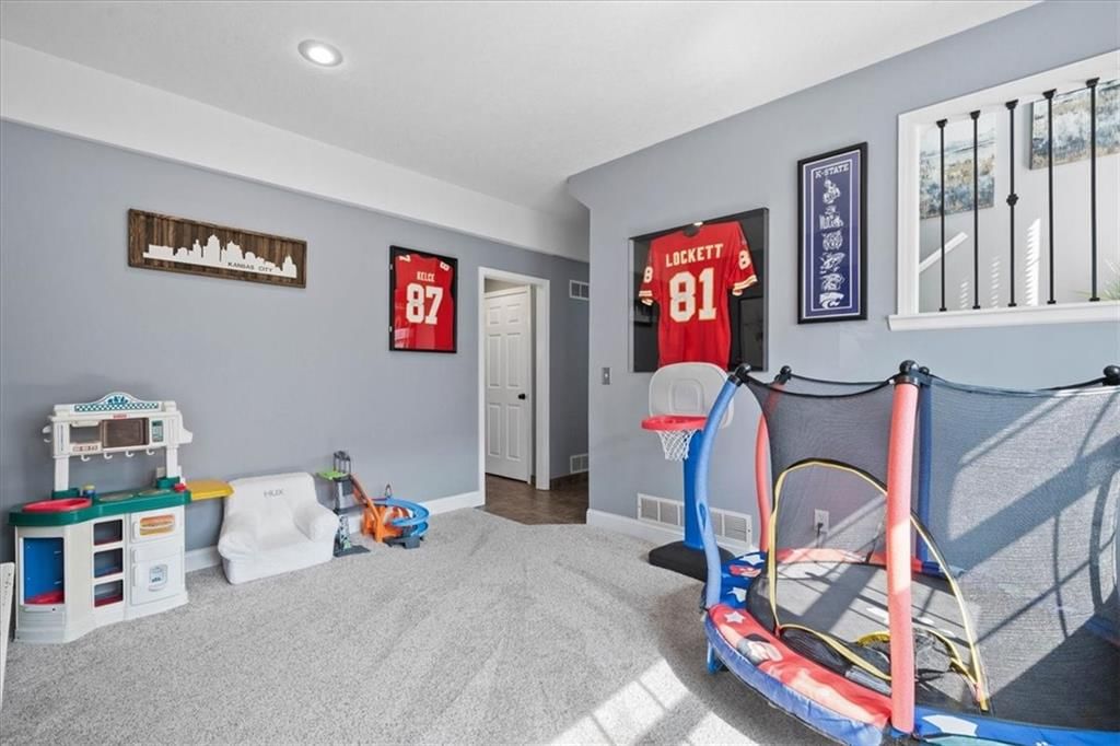 6020 Parkhill Street — photo 20