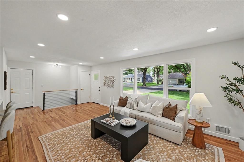 3515 W 93rd Street — photo 7