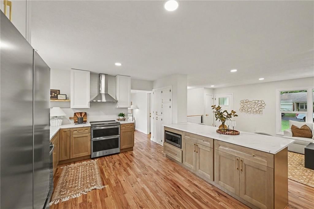 3515 W 93rd Street — photo 10
