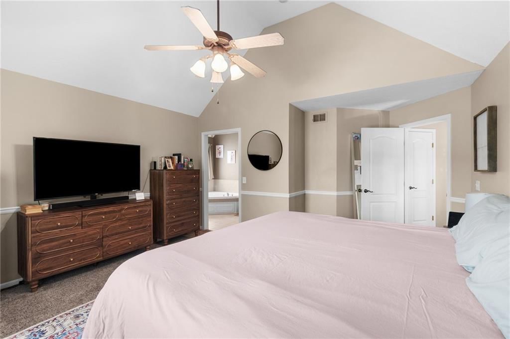 405 SW Gentry Lane — photo 17