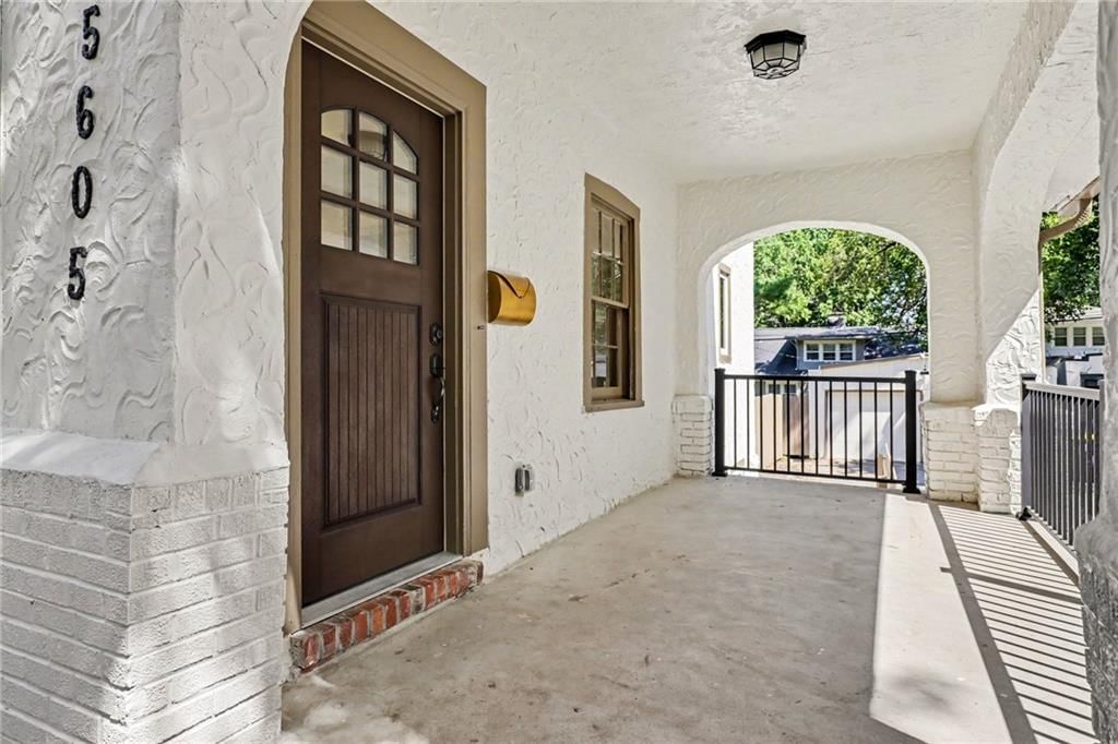 5605 Kenwood Avenue — photo 9