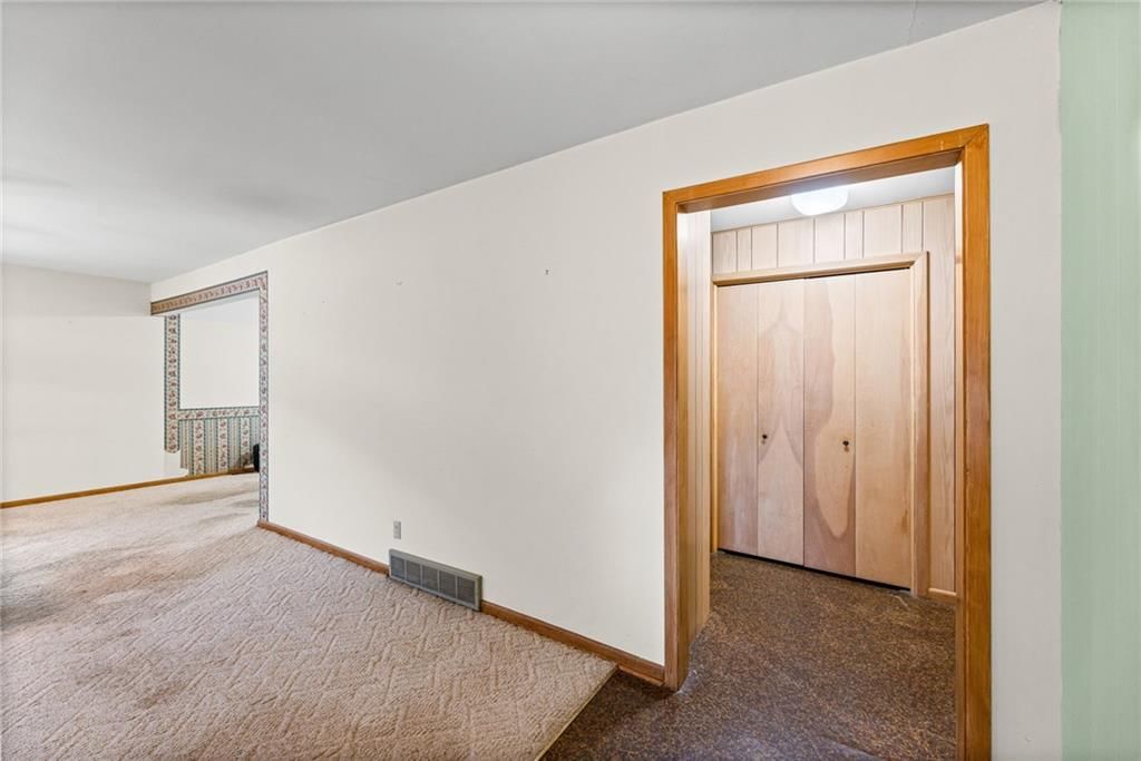 940 S Ash Street — photo 8