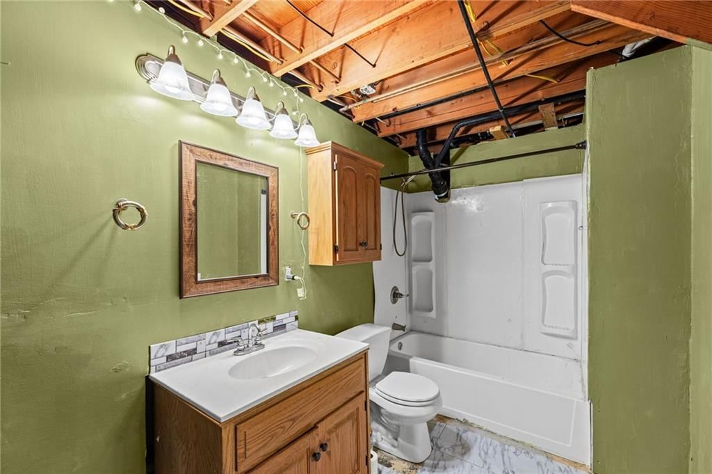 940 S Ash Street — photo 34