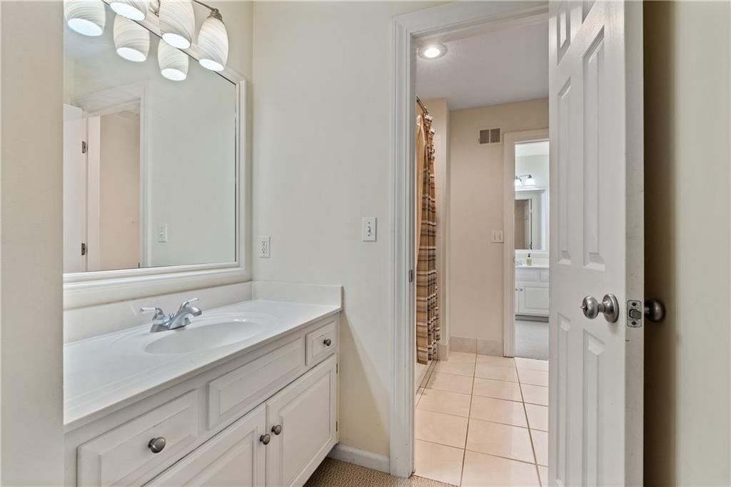 2645 W 139th Terrace — photo 34