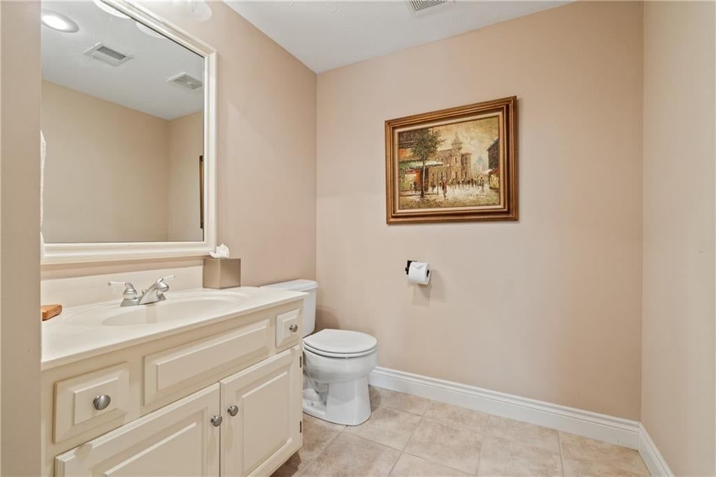 2645 W 139th Terrace — photo 52