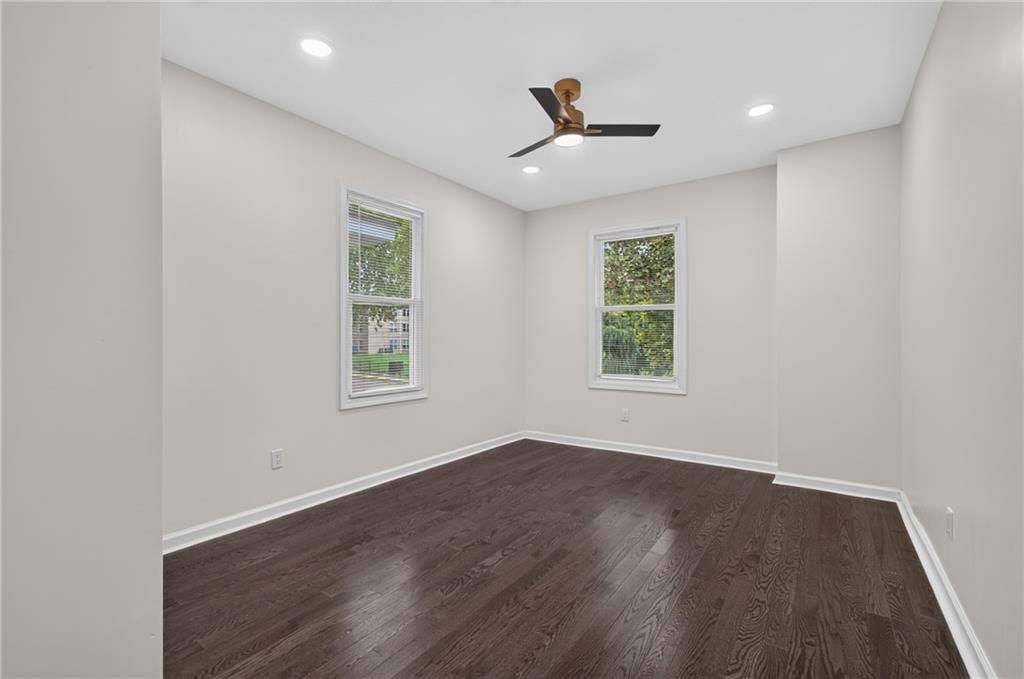 3328 Prospect Avenue — photo 7
