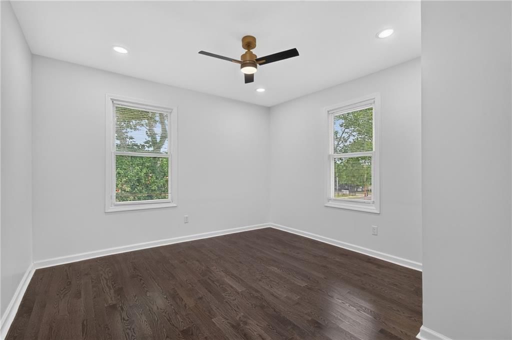 3328 Prospect Avenue — photo 12