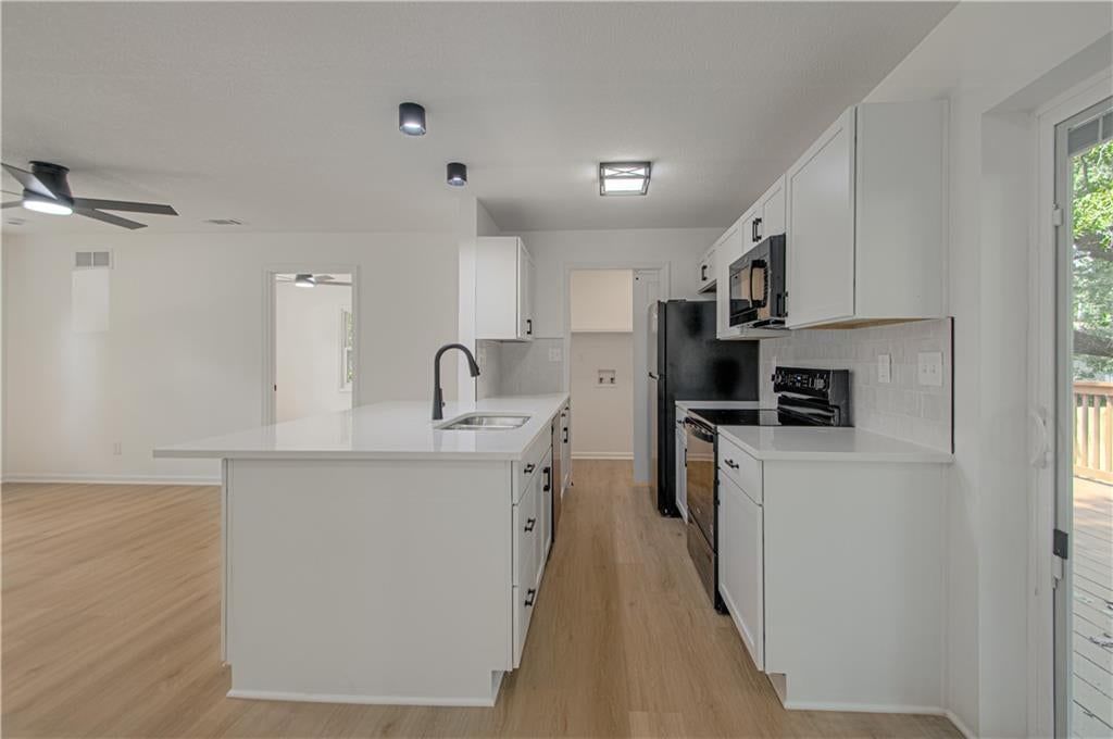 908 NE 44th Street — photo 11