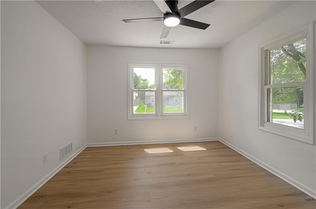 908 NE 44th Street — photo 17