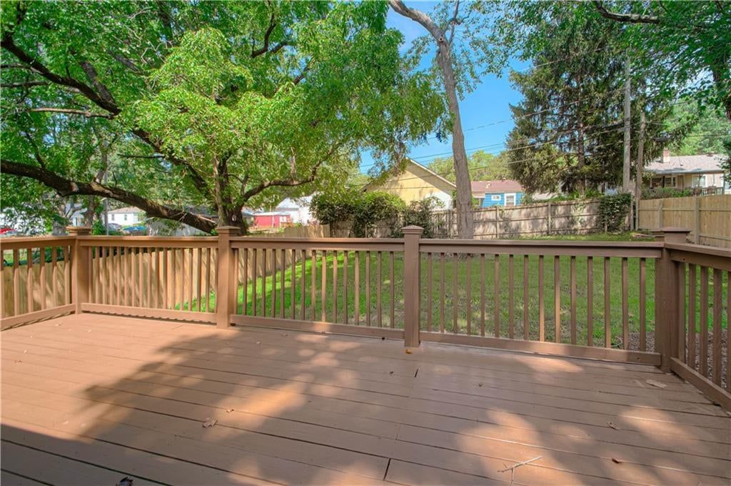 908 NE 44th Street — photo 31