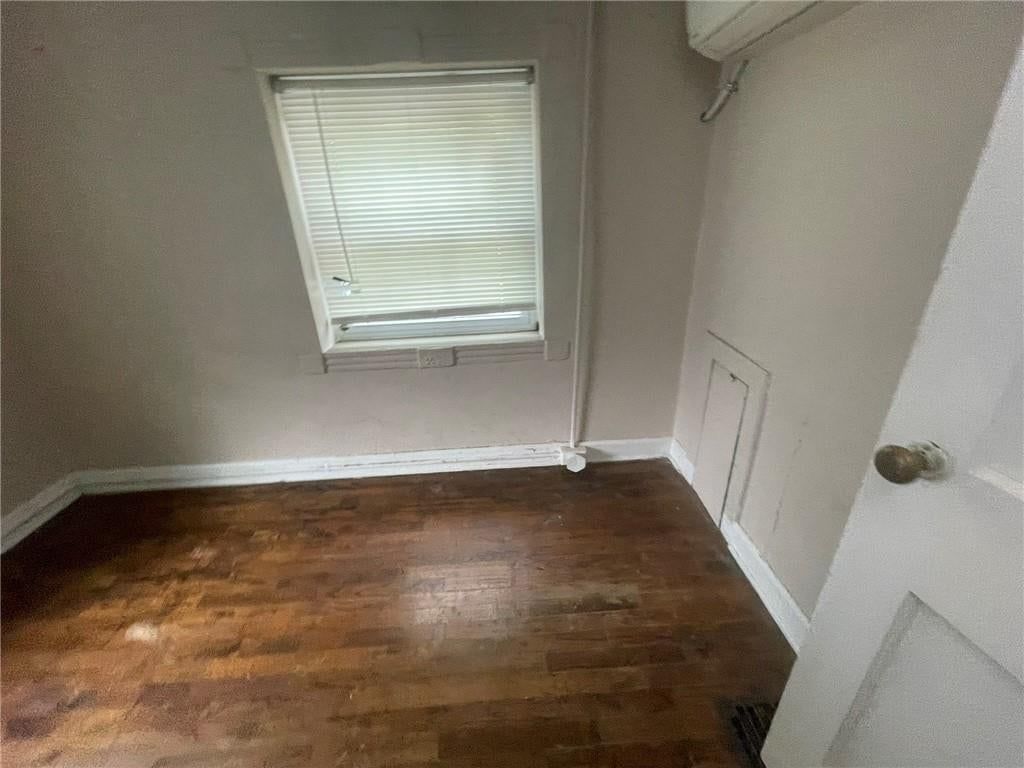 307 S Water Street — photo 7