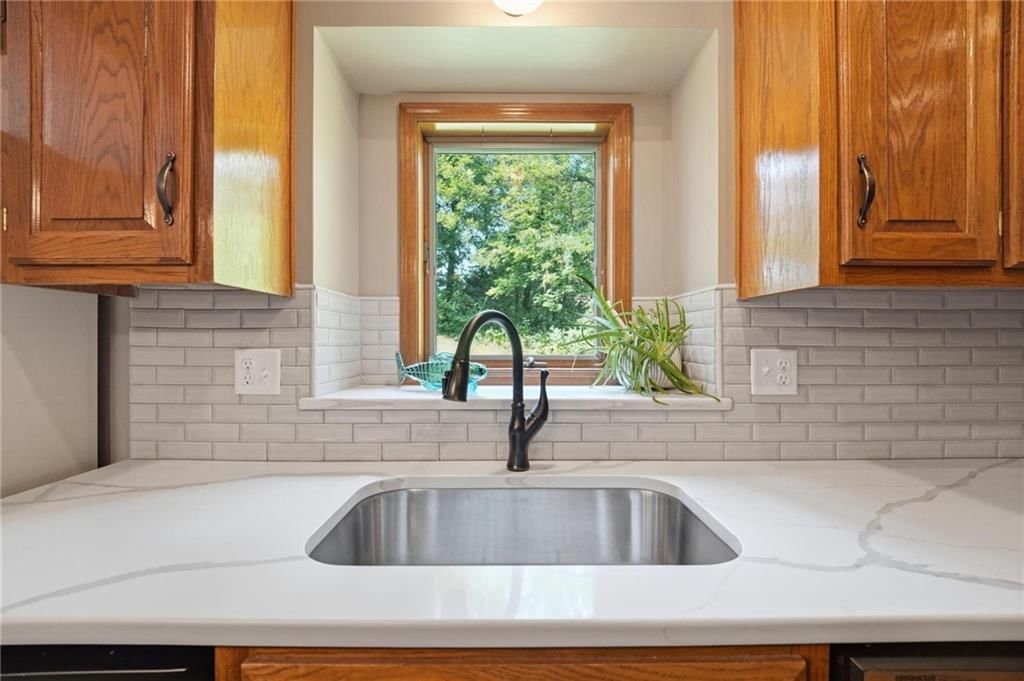 4001 NE 100th Street — photo 18