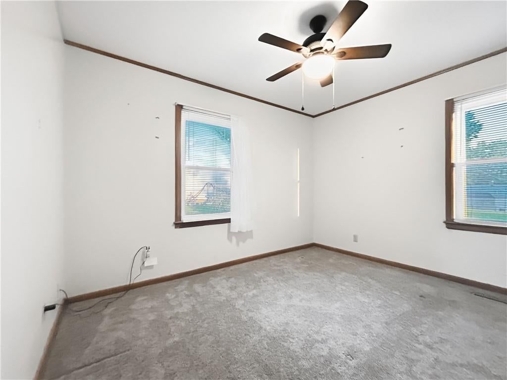 Photo 12 of 18 - 505 NE 67th Terrace, Gladstone, MO 64118