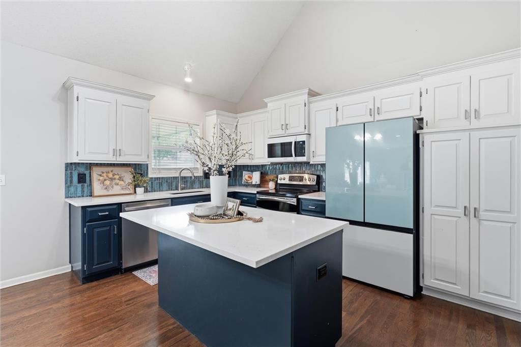 2305 SW PHEASANT Trail — photo 9