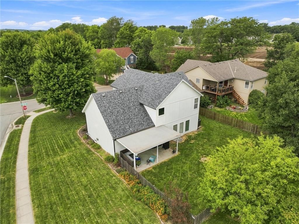 2305 SW PHEASANT Trail — photo 43