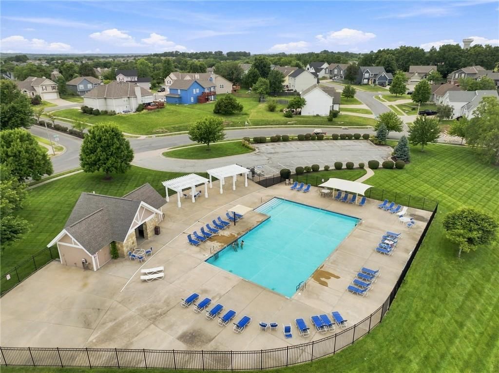 2305 SW PHEASANT Trail — photo 45