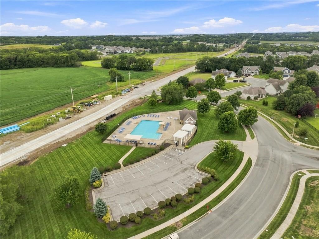 2305 SW PHEASANT Trail — photo 46