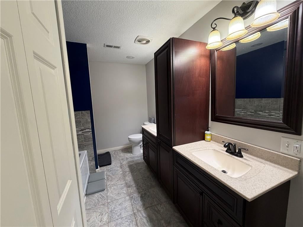 510 W Samuel Street — photo 28