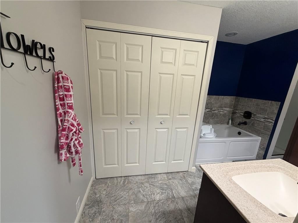 510 W Samuel Street — photo 29