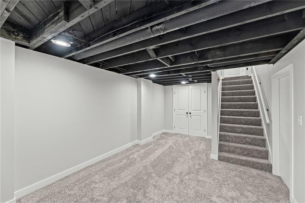 Photo 24 of 46 - 5441 Cedar Street, Roeland Park, KS 66205