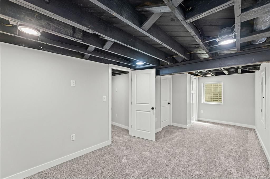 Photo 37 of 46 - 5441 Cedar Street, Roeland Park, KS 66205