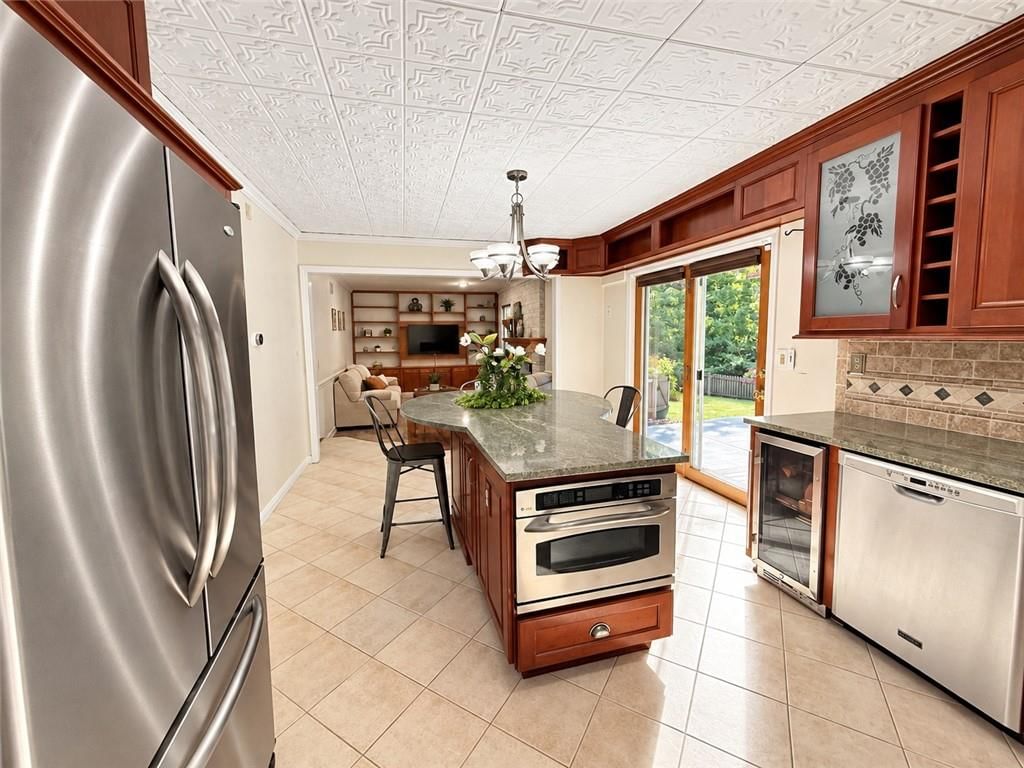 Photo 18 of 63 - 6112 N Strathbury Avenue, Kansas City, MO 64151
