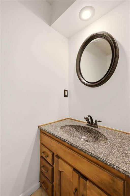 Photo 26 of 63 - 6112 N Strathbury Avenue, Kansas City, MO 64151