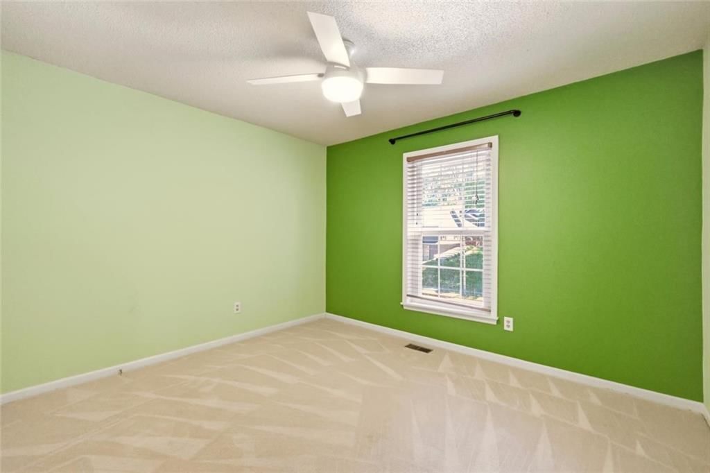 Photo 48 of 63 - 6112 N Strathbury Avenue, Kansas City, MO 64151
