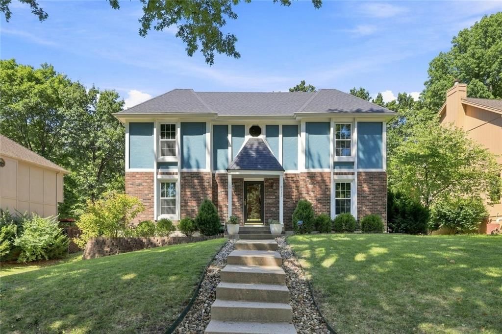 6112 N Strathbury Avenue, Kansas City, MO: listing photo 3