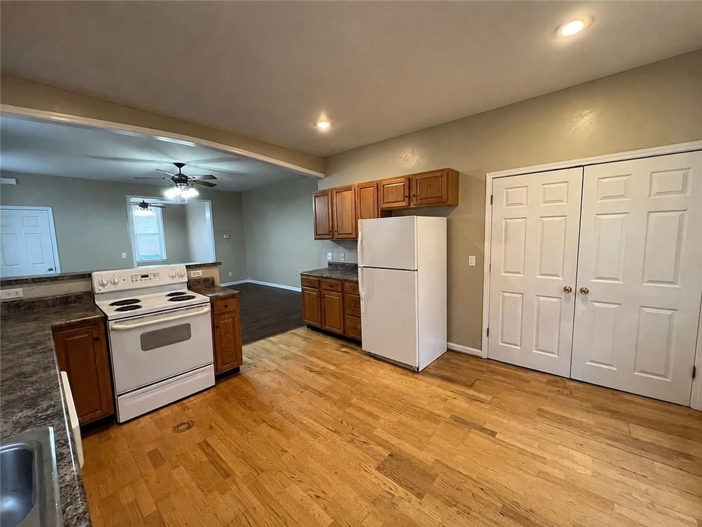 1216 N 11th Street — photo 7