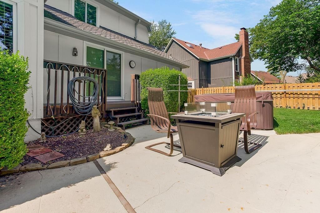 11004 W 120th Terrace — photo 13