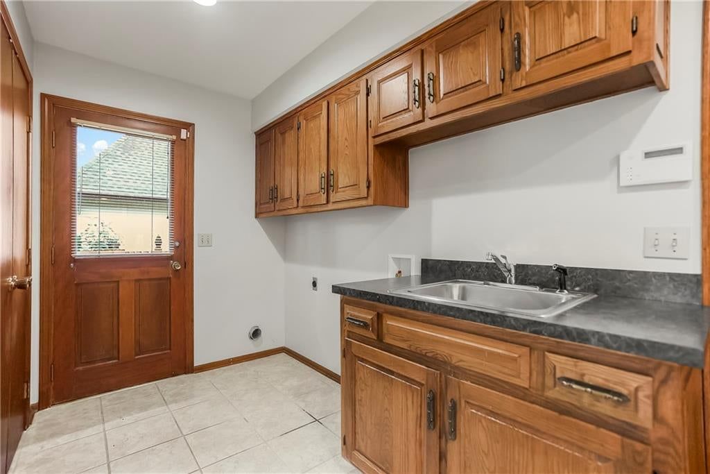 11004 W 120th Terrace — photo 31