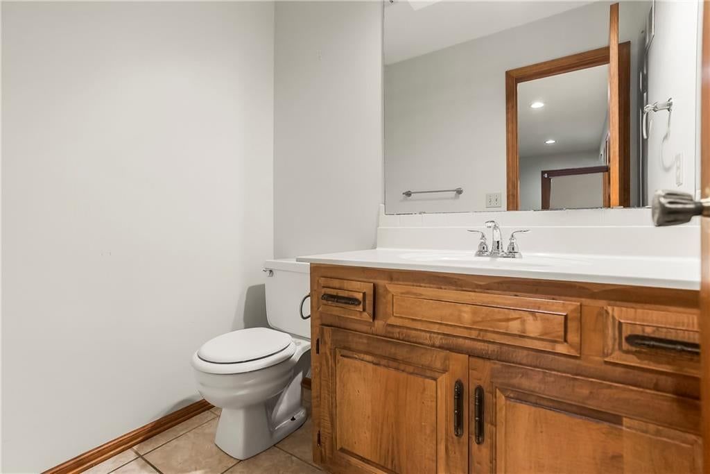 11004 W 120th Terrace — photo 32