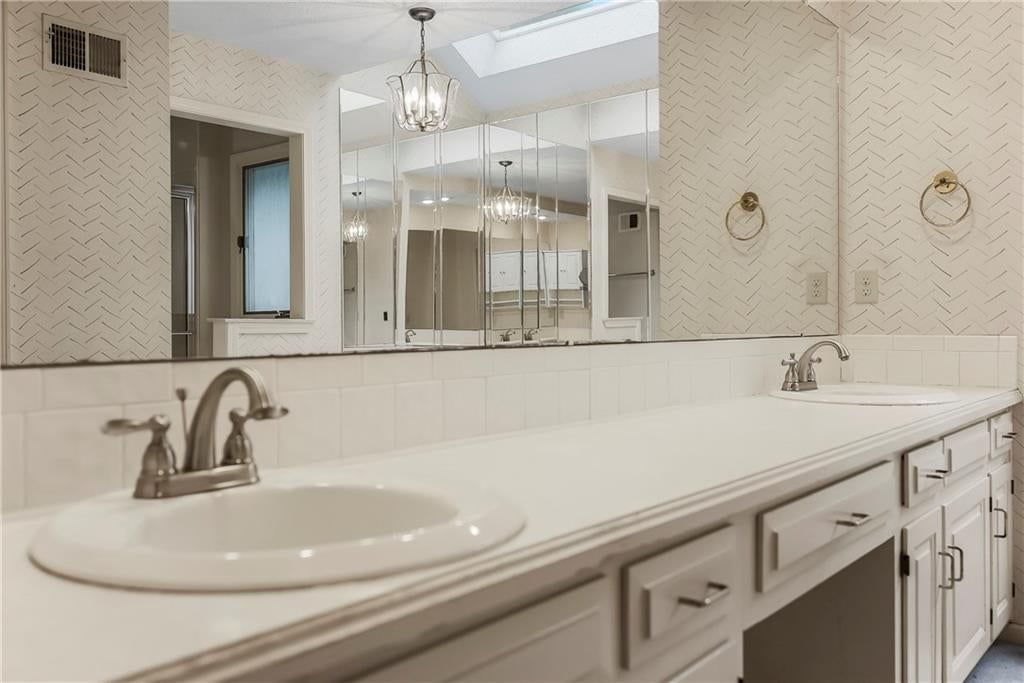 11004 W 120th Terrace — photo 37