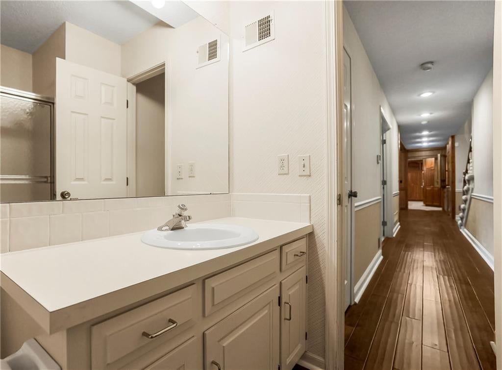 11004 W 120th Terrace — photo 40